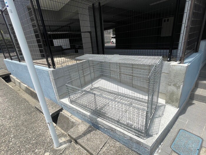 物件外観写真6　(建物設備)