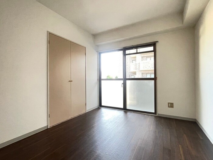 物件内観写真16　(居室)