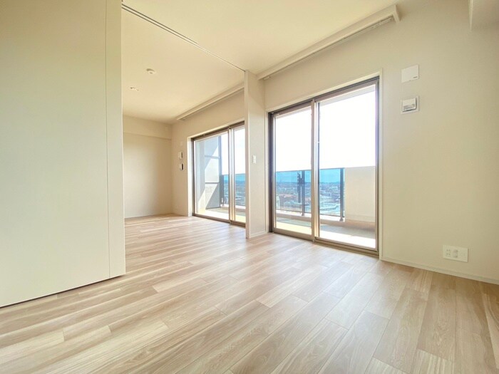 物件内観写真19　(居室)