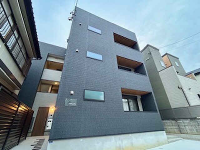 物件外観写真1　(外観写真)