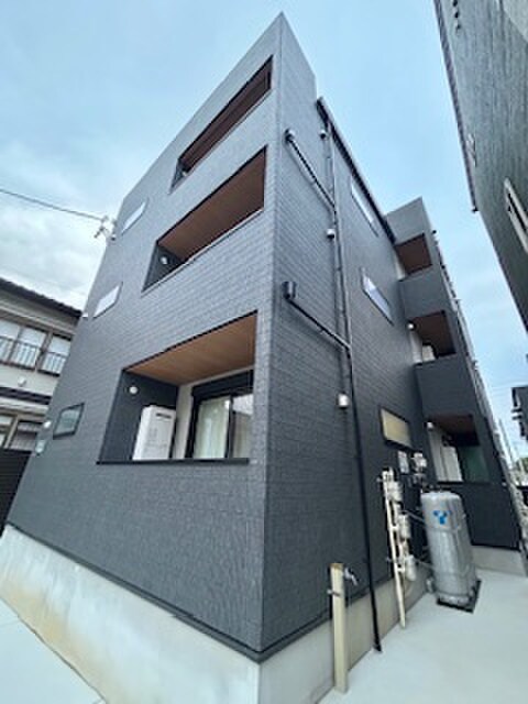 物件外観写真2　(外観写真)