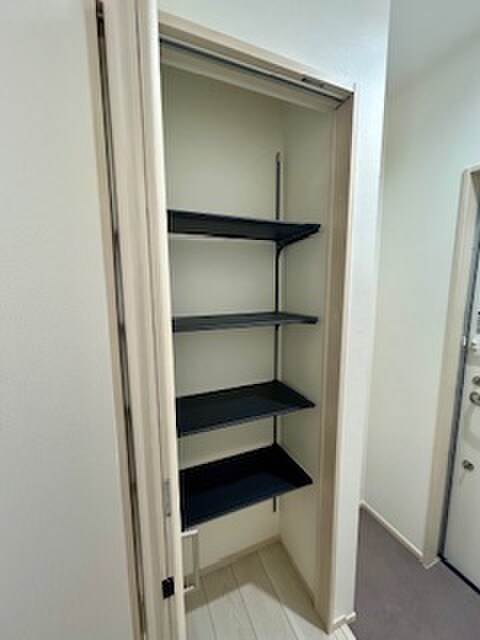 物件内観写真9　(靴箱)