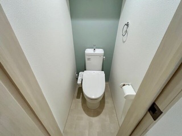 物件内観写真13　(トイレ)