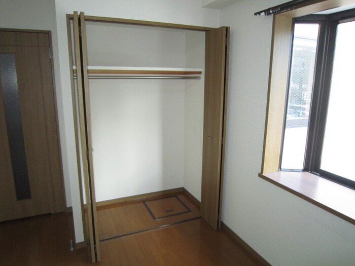 物件内観写真7　(収納)