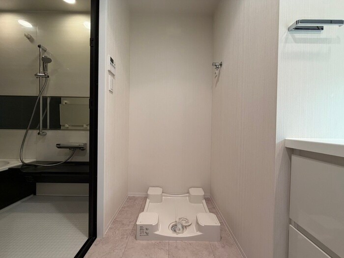 物件内観写真15　(洗濯機置場)