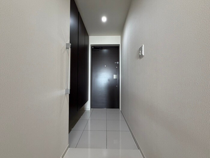 物件内観写真17　(玄関)