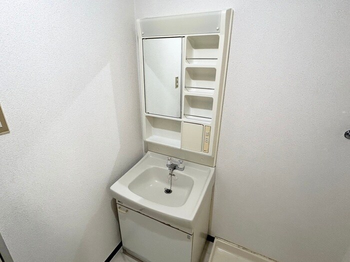 物件内観写真14　(洗面)