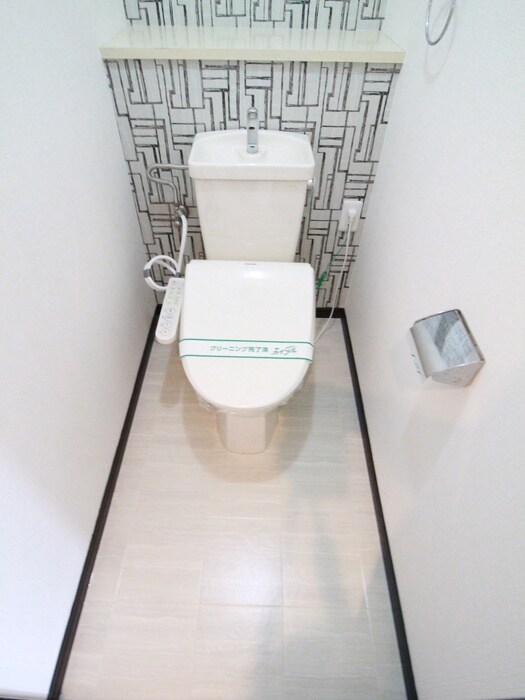 物件内観写真12　(トイレ)