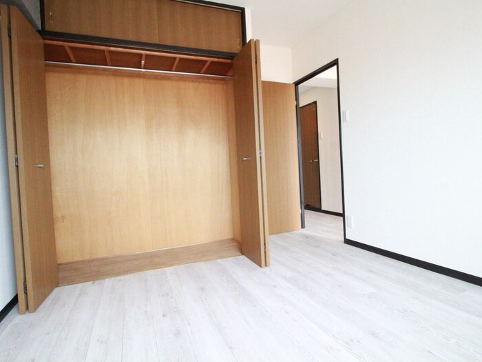 物件内観写真15　(収納)