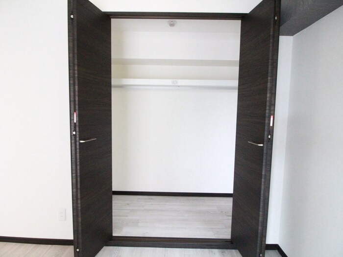 物件内観写真17　(収納)