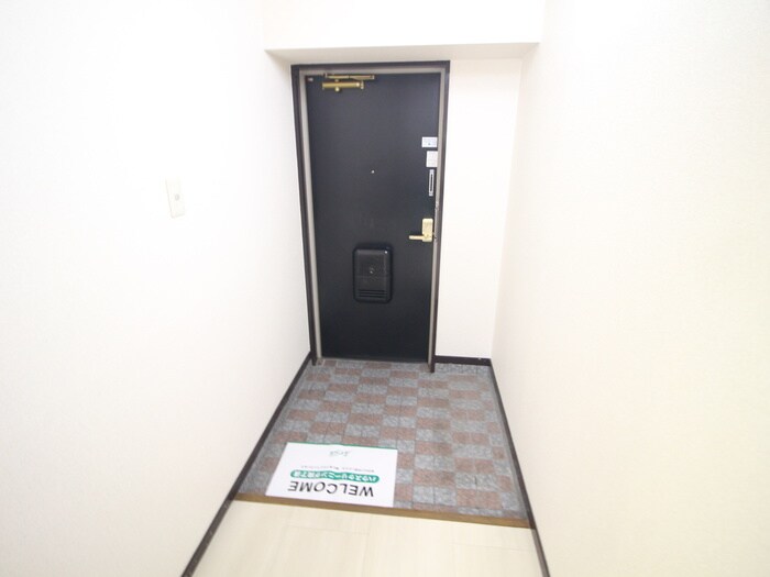物件内観写真19　(玄関)