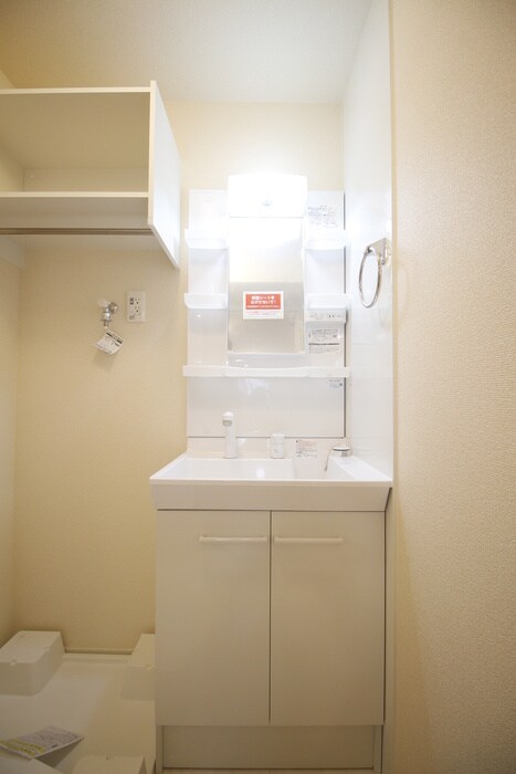 物件内観写真11　(洗面)