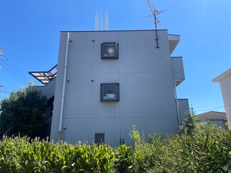 カ－サコモダ向ヶ丘外観写真