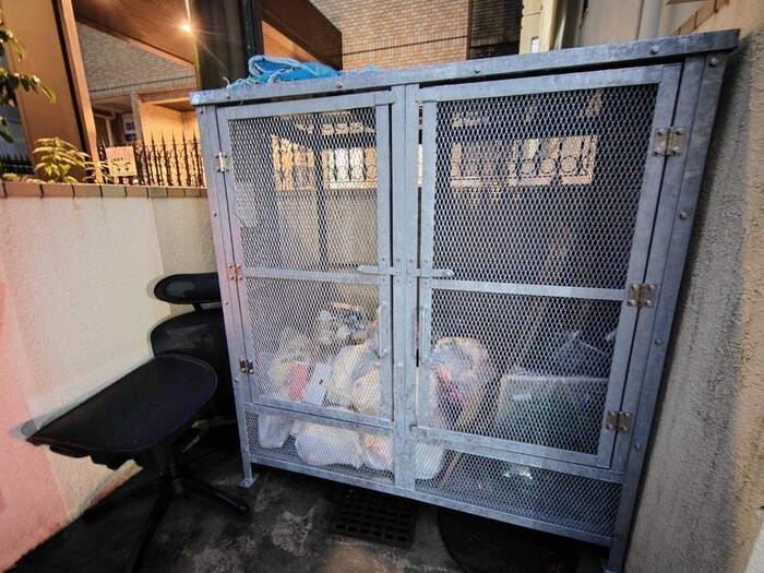 物件外観写真6　(建物設備)