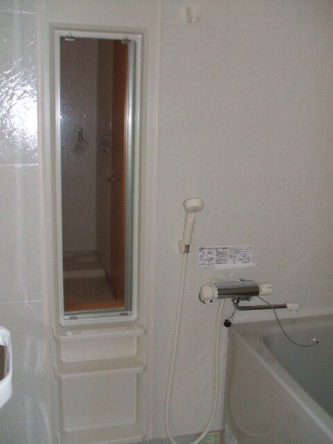 物件内観写真8　(バス／シャワールーム等)