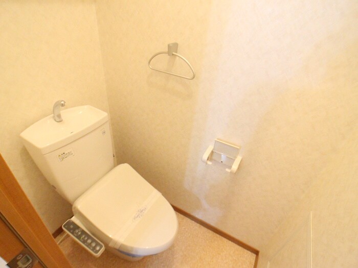 物件内観写真12　(トイレ)