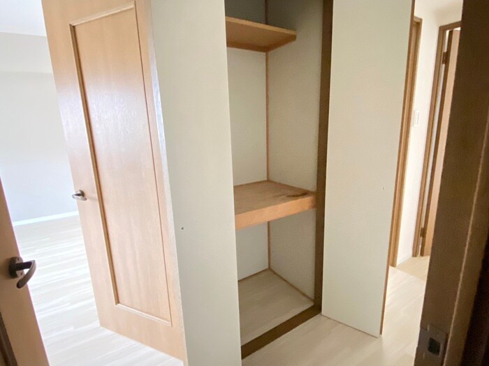 物件内観写真22　(収納)