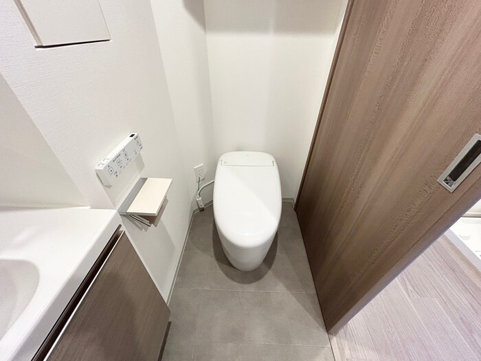 物件内観写真11　(トイレ)