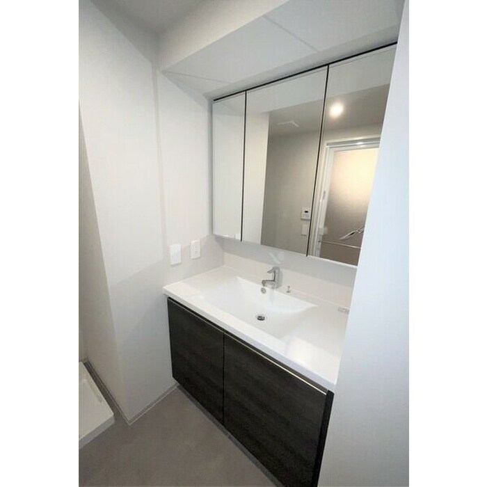 物件内観写真12　(洗面)