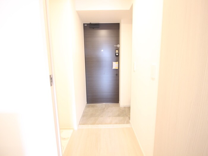 物件内観写真16　(廊下)