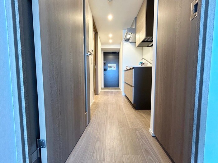 物件内観写真18　(廊下)