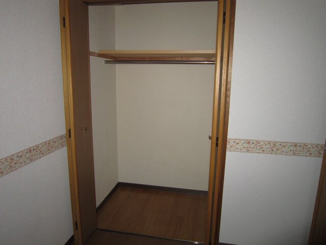 物件内観写真9　(収納)