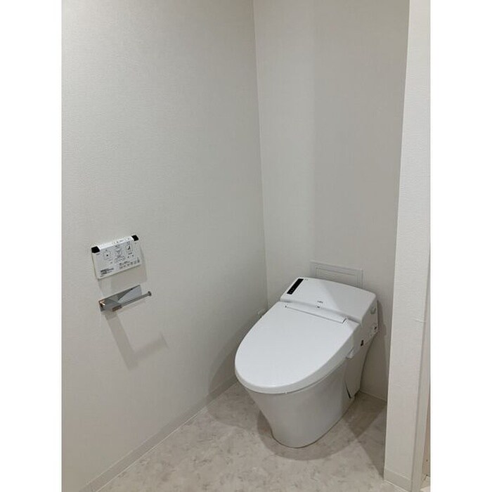 物件内観写真10　(トイレ)