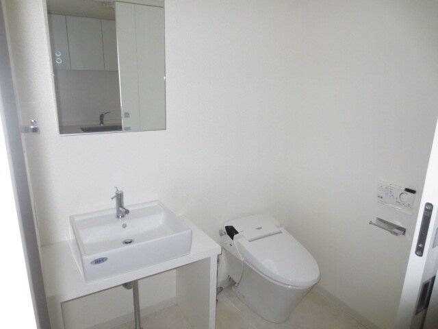 物件内観写真12　(洗面)