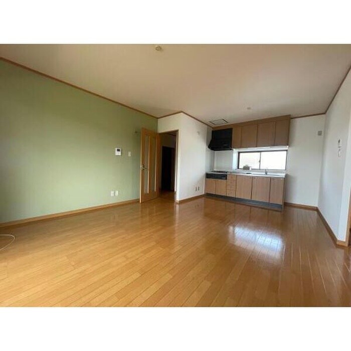 物件内観写真4　(居室)