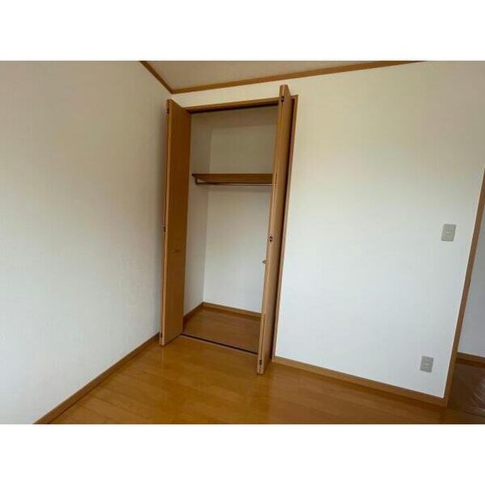 物件内観写真8　(収納)