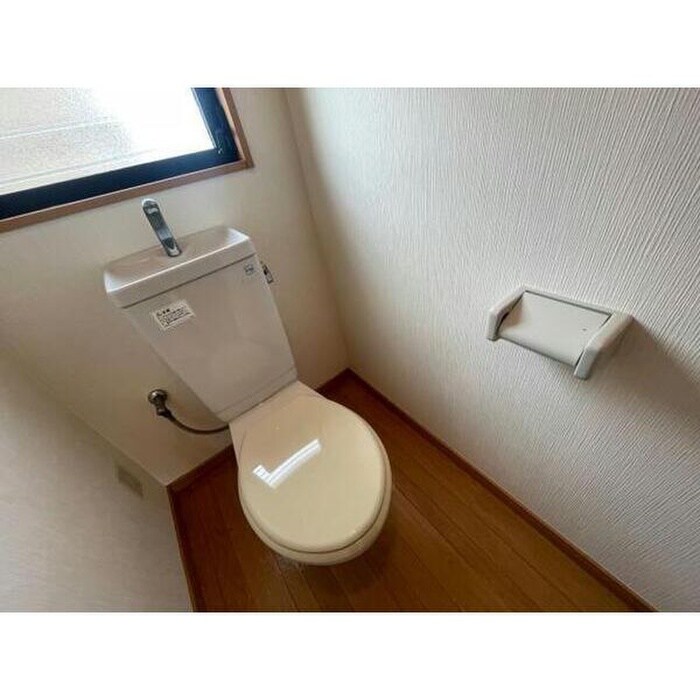 物件内観写真13　(トイレ)