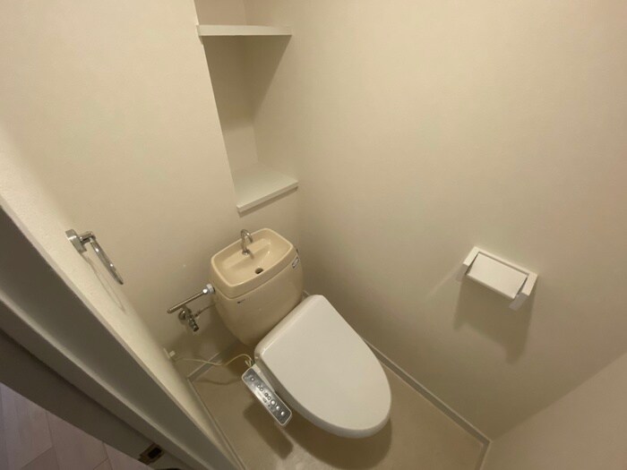 物件内観写真12　(トイレ)