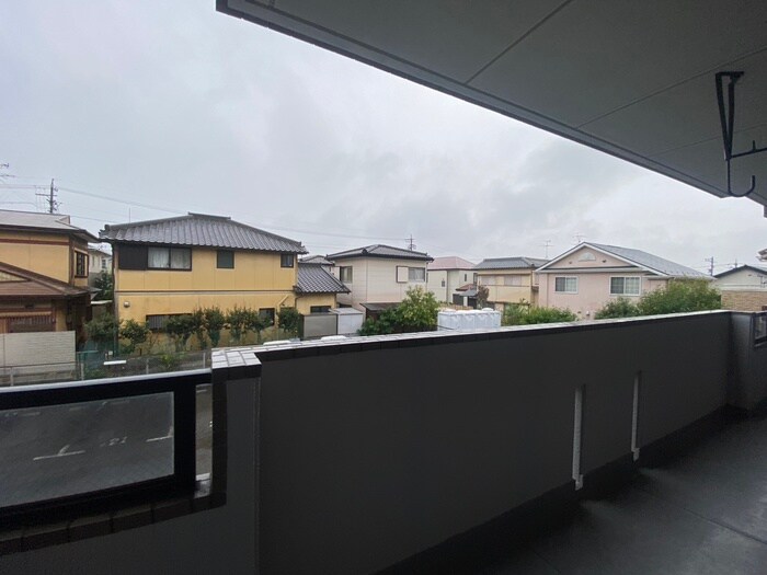 物件内観写真16　(室内からの展望)