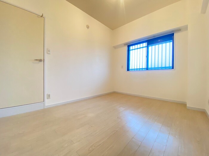 物件内観写真19　(居室)