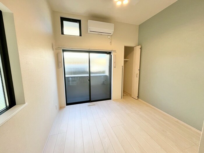 物件内観写真7　(居室)