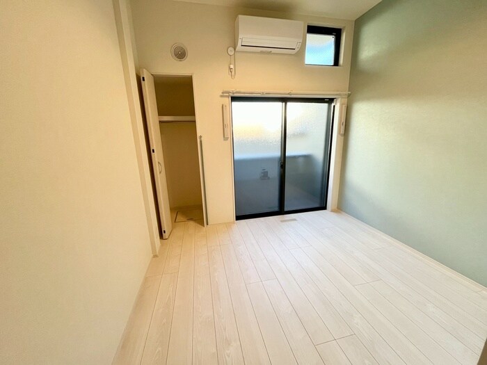 物件内観写真8　(居室)