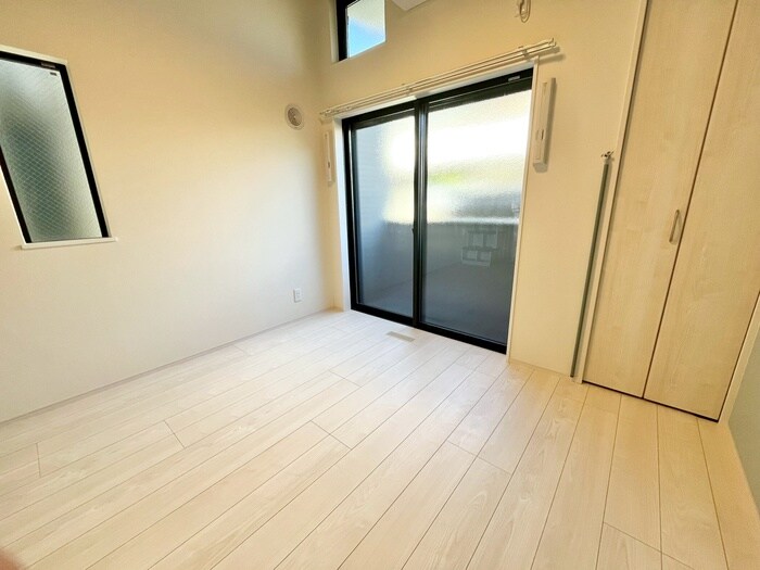 物件内観写真9　(居室)