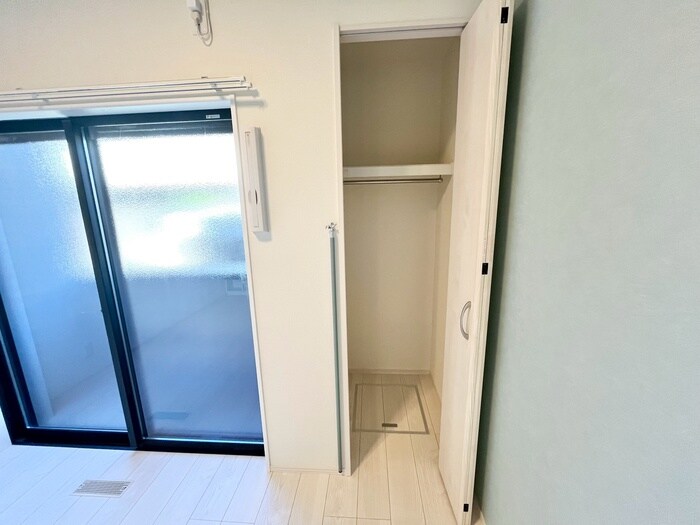 物件内観写真11　(収納)