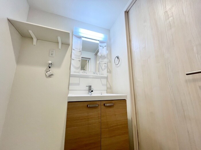 物件内観写真13　(洗面)