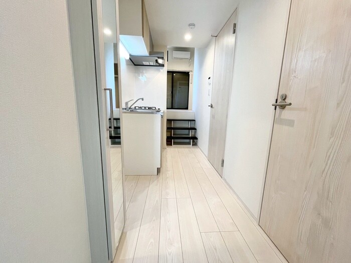 物件内観写真17　(廊下)