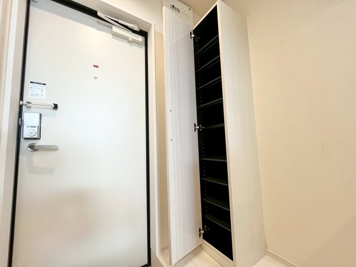 物件内観写真18　(靴箱)