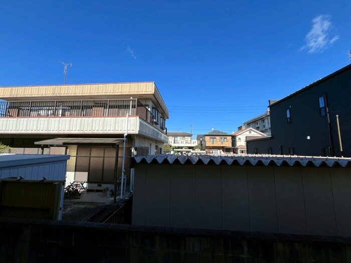 物件内観写真21　(室内からの展望)