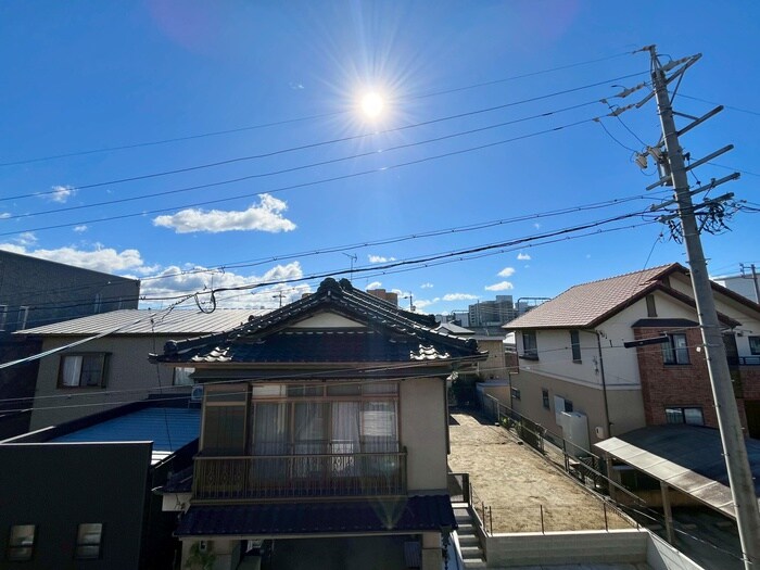 物件内観写真21　(室内からの展望)