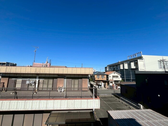 物件内観写真21　(室内からの展望)