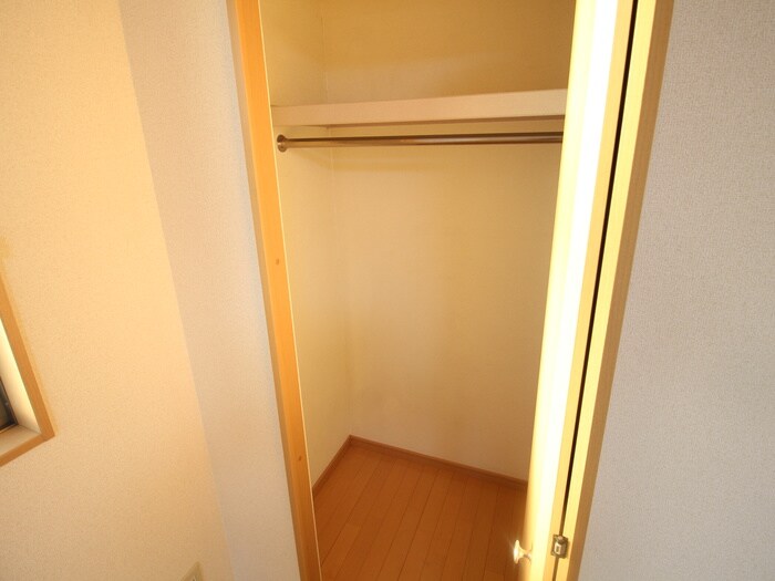 物件内観写真18　(収納)