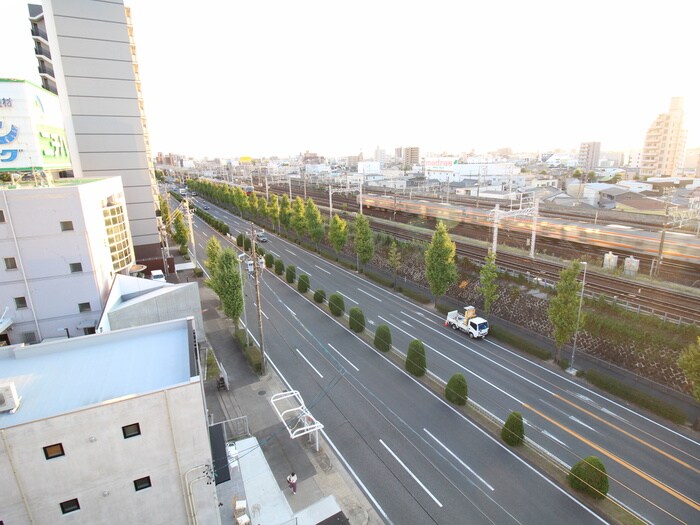 物件内観写真20　(室内からの展望)