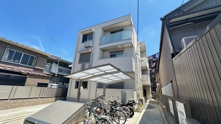 フェリーチェ外観写真