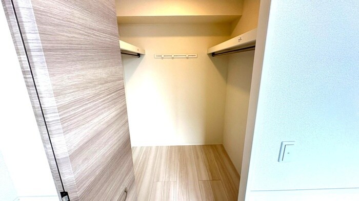 物件内観写真8　(収納)