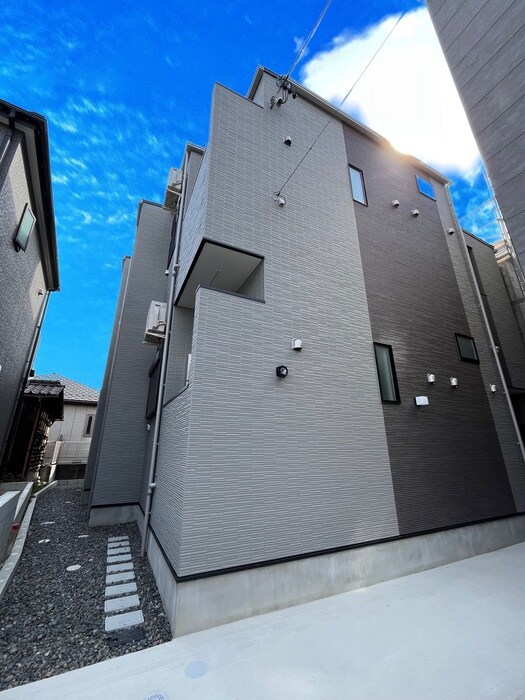 物件外観写真1　(外観写真)