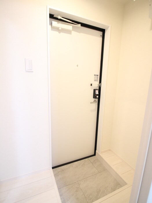 物件内観写真20　(玄関)